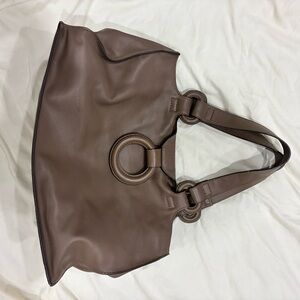 Sequoia Brown Leather Tote with Ring Accent